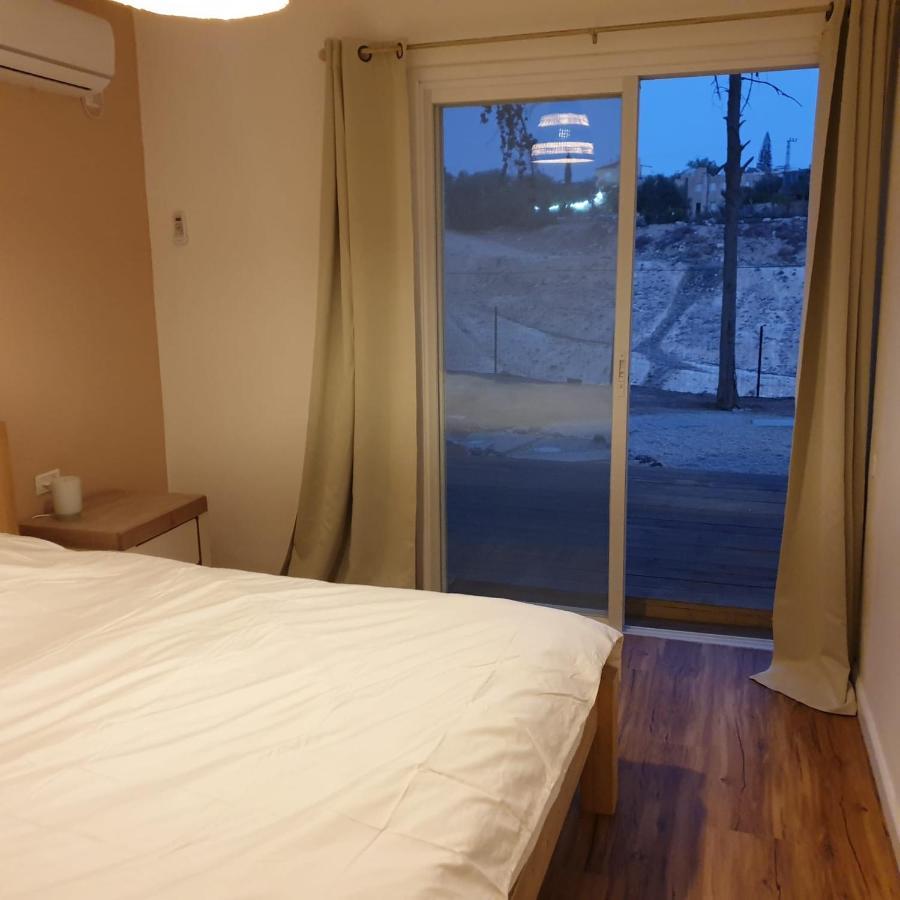 Moonlight Suite Arad צימר אור הירח, ערד Exteriör bild
